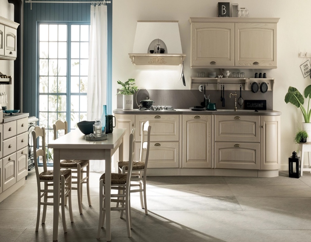 Купить кухню, кухонный гарнитур на заказ из массива дерева в Ставрополе из Италии.   Помощь в подборе. Замер помещения.   Быстрое изготовление и установка. 