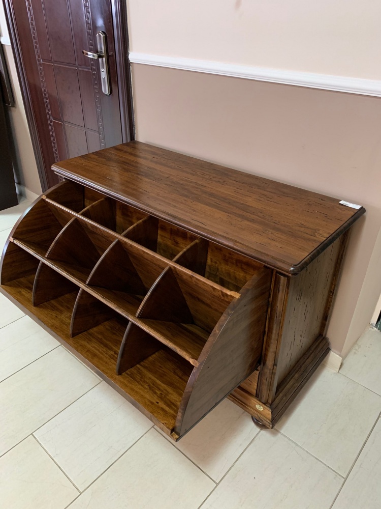 Обувница Capanni 3703