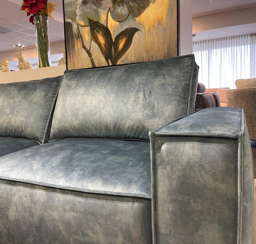 Прямой диван "Балли LUX New"