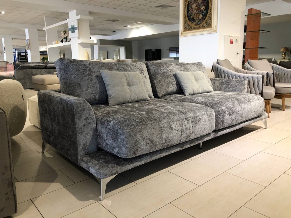 Прямой диван на ножках"Барбодос Супер"