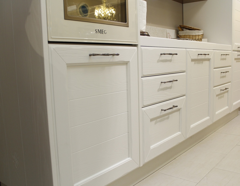 Деревянная кухня купить из наличия Claudia Италия LUBE cucine в Королёве