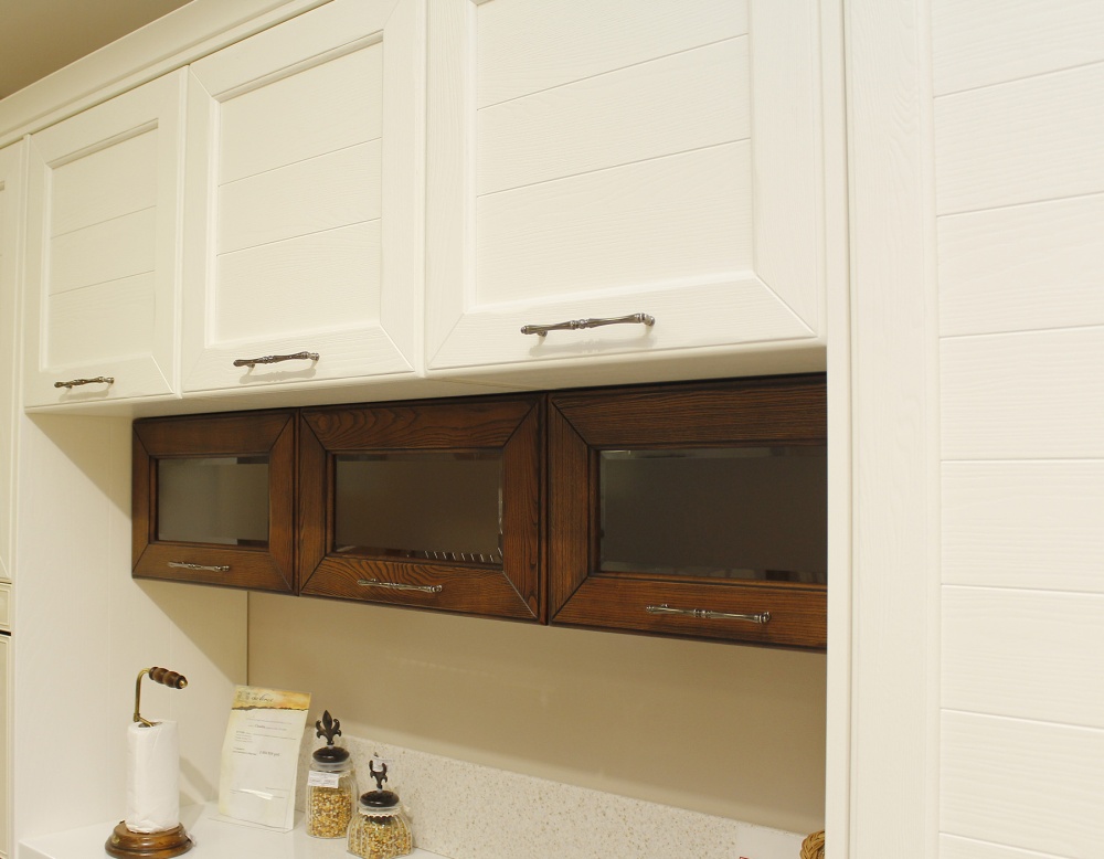 Деревянная кухня купить из наличия Claudia Италия LUBE cucine в Королёве